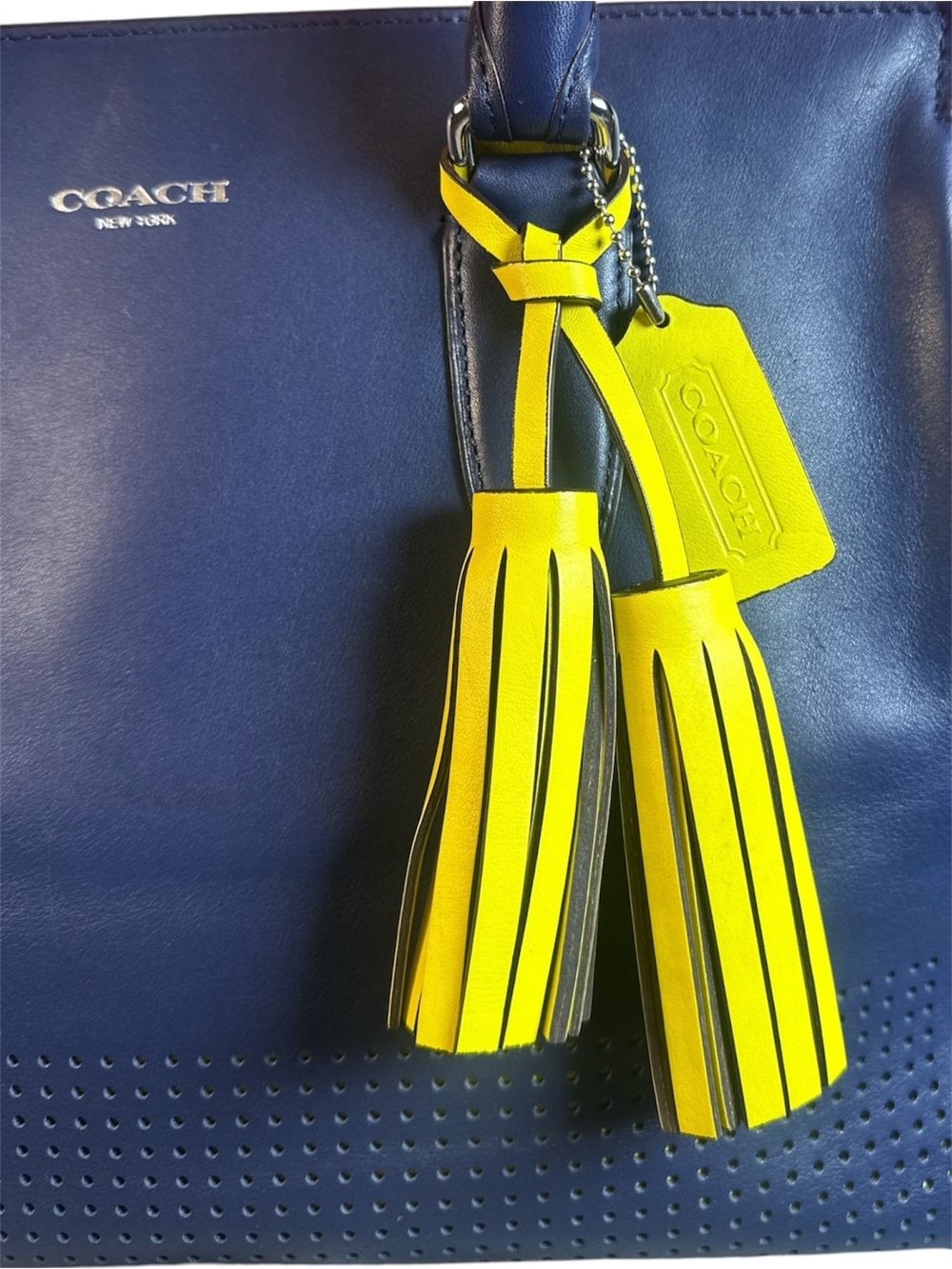 COACH Legacy Perforated Leather Candace Carryall Tote Like New - Picture 8 of 16